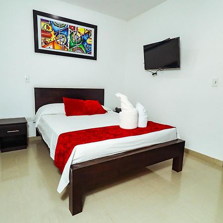 Hotel California Air Carepa Ngoại thất bức ảnh