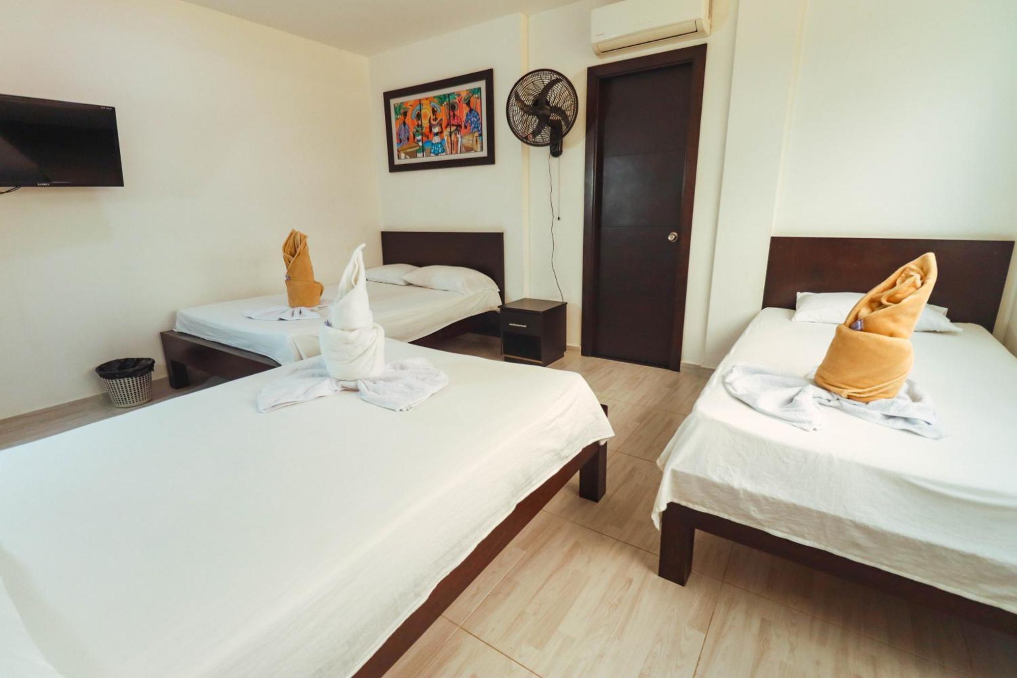 Hotel California Air Carepa Ngoại thất bức ảnh