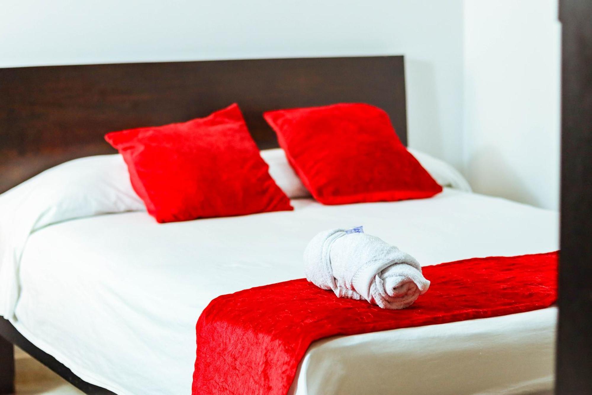 Hotel California Air Carepa Ngoại thất bức ảnh