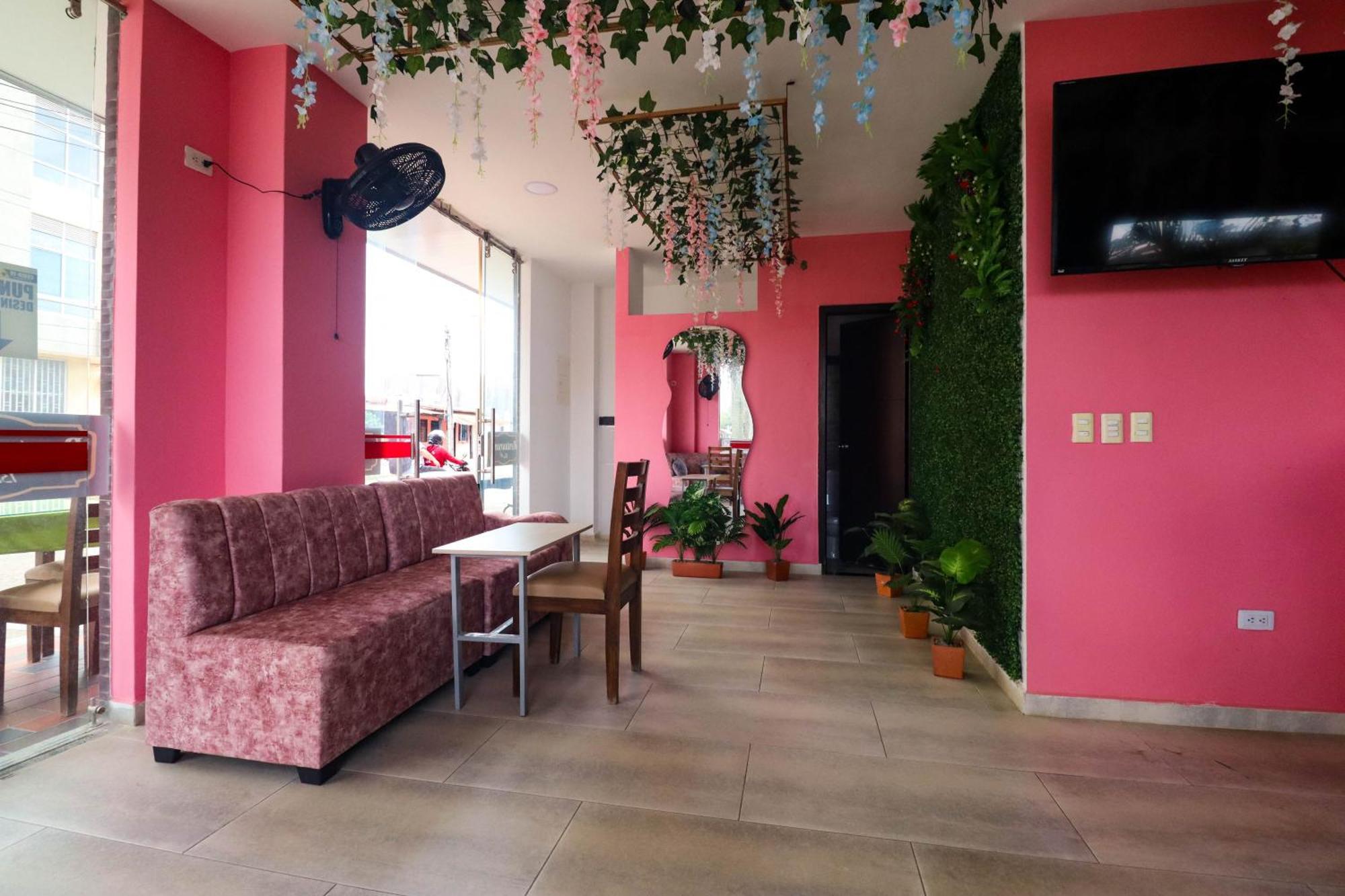 Hotel California Air Carepa Ngoại thất bức ảnh